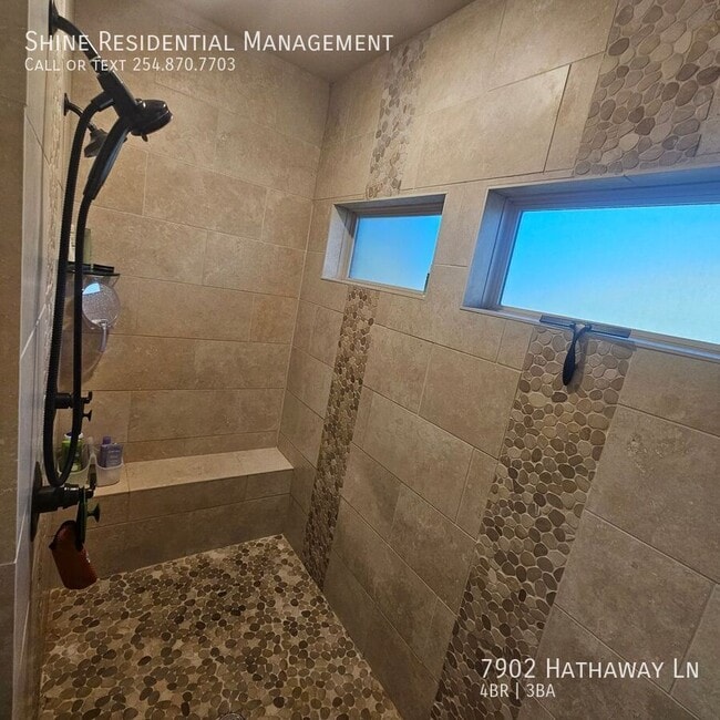 Building Photo - 7902 Hathaway Ln