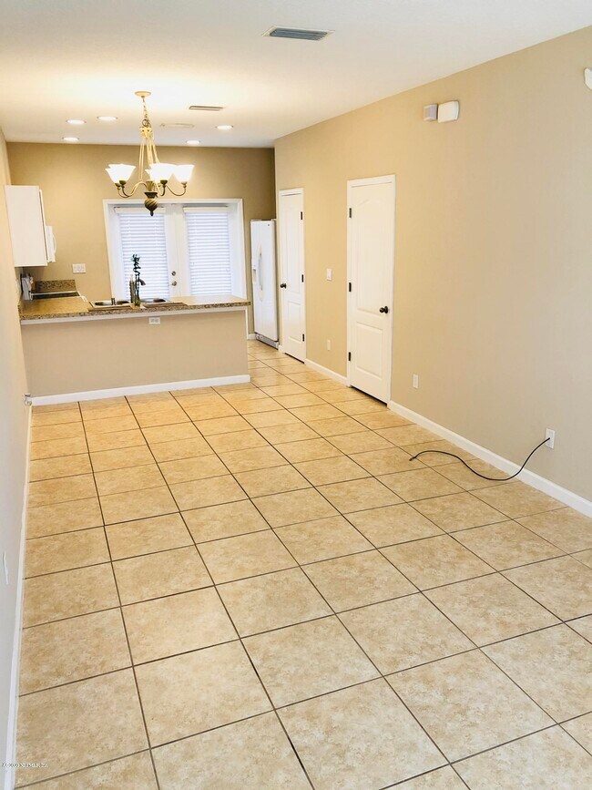 Building Photo - 486 Cabernet Pl