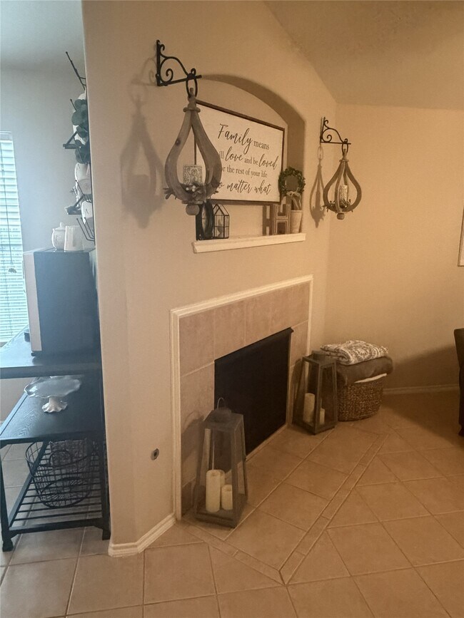 Building Photo - 4714 Woodspring Glen Ln