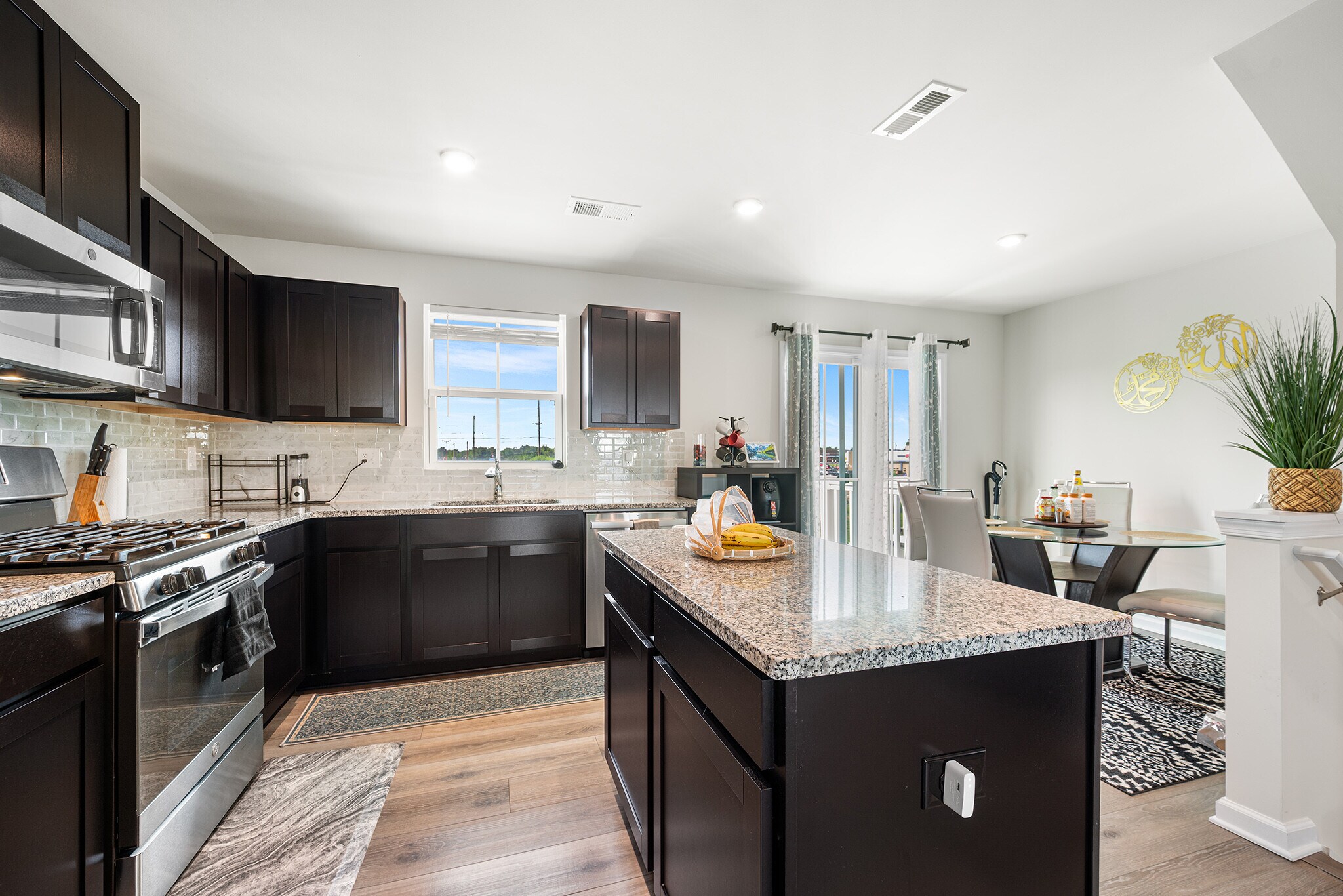 Building Photo - 26 L Wendowski St