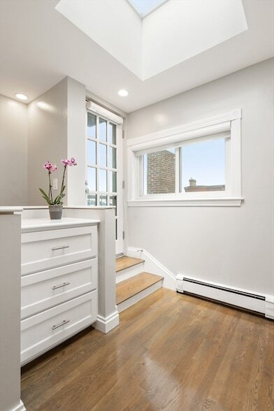 Building Photo - 203 St Botolph St