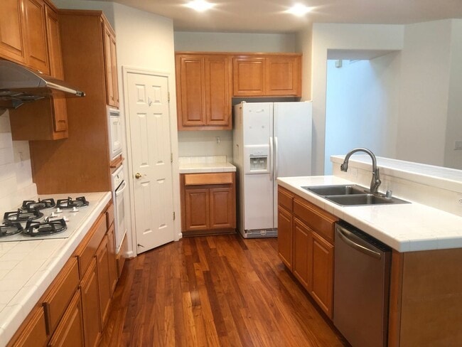 Building Photo - 2306 Campbell Cir