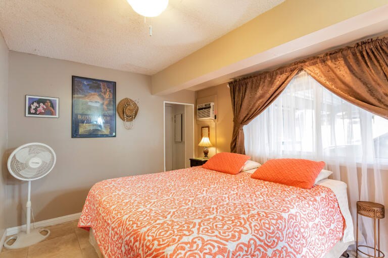 Building Photo - 516A N Kainalu Dr