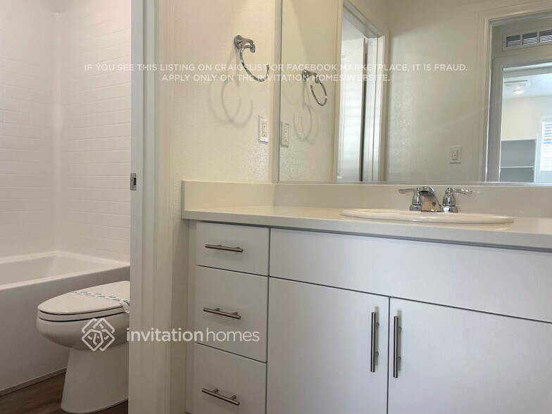 Building Photo - 2459 Gunner Ridge Way