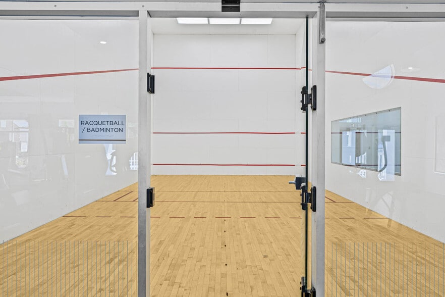 Building Photo - Retreat At Johns Creek