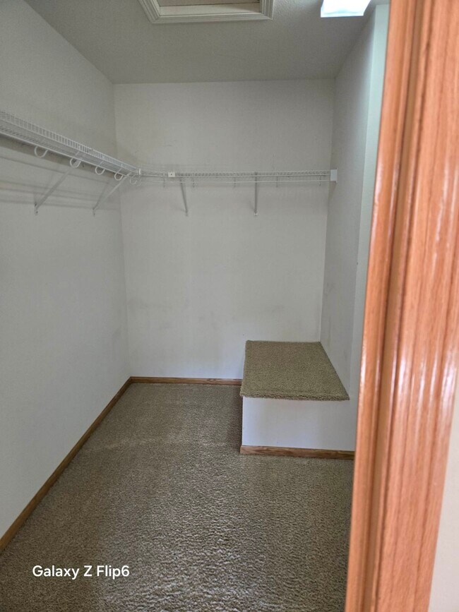 Building Photo - 8610 Ep True Pky