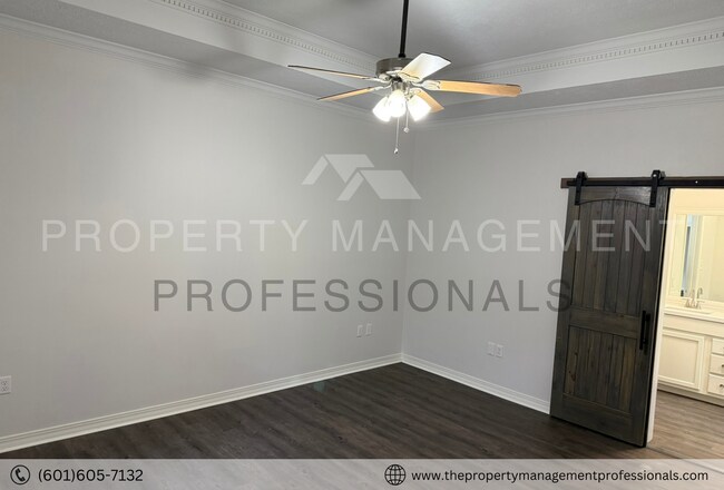 Building Photo - 600 Bay Pointe Ln