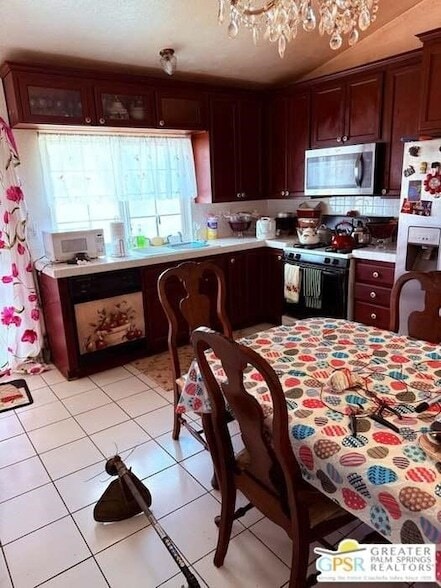 Building Photo - 9267 Aralia Dr