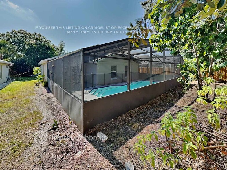 Building Photo - 1439 Coldwater Ct