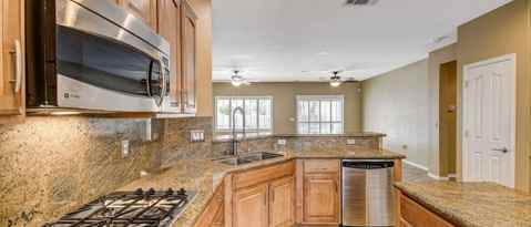 Building Photo - 2249 Canyonville Dr
