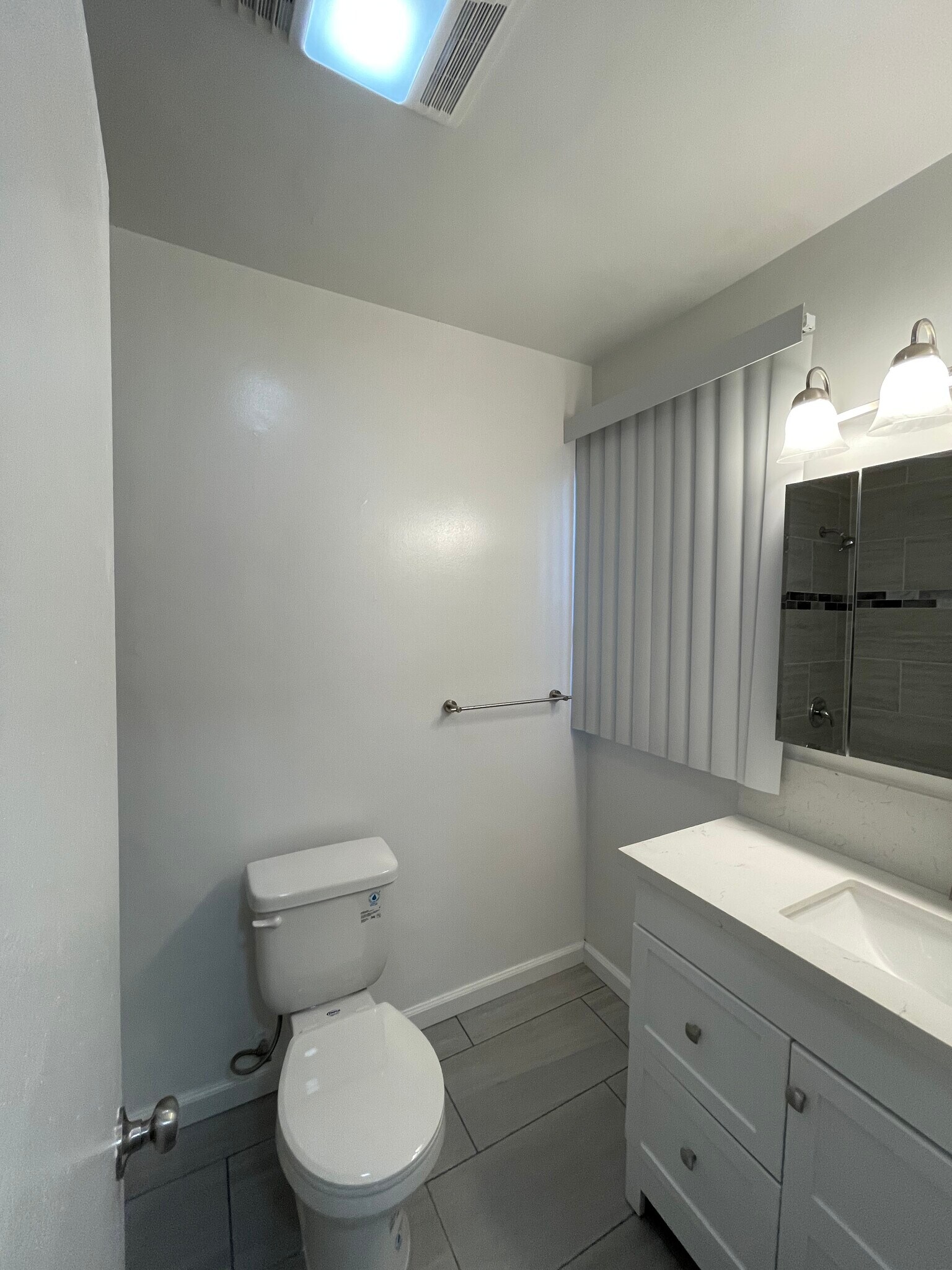 Building Photo - 3200 Cheviot Vista Pl