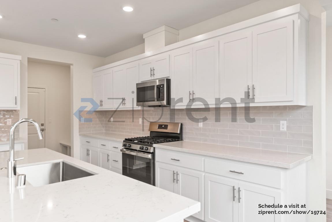 Building Photo - 5418 Paularo Wy