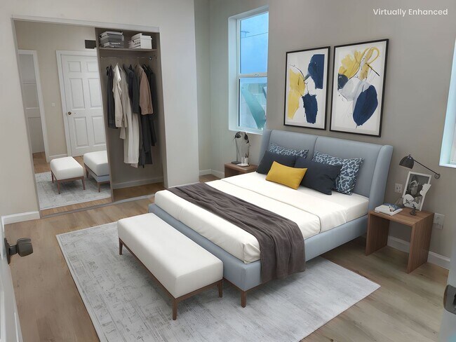 Building Photo - 1 Month Free! Luxury 4 Bedroom Home in Echo Park!