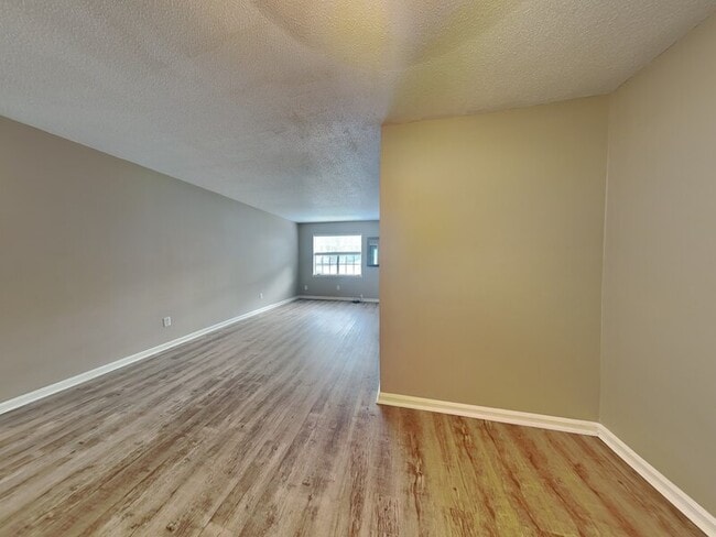 Building Photo - 3412 Sandner Ct