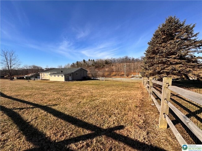 Building Photo - 354 Granger Rd