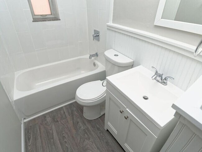 Building Photo - 6953 Chippewa St