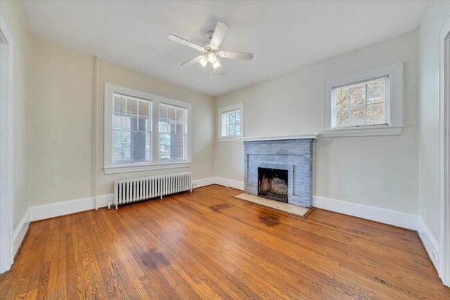 Building Photo - 1144 Wasena Ave SW