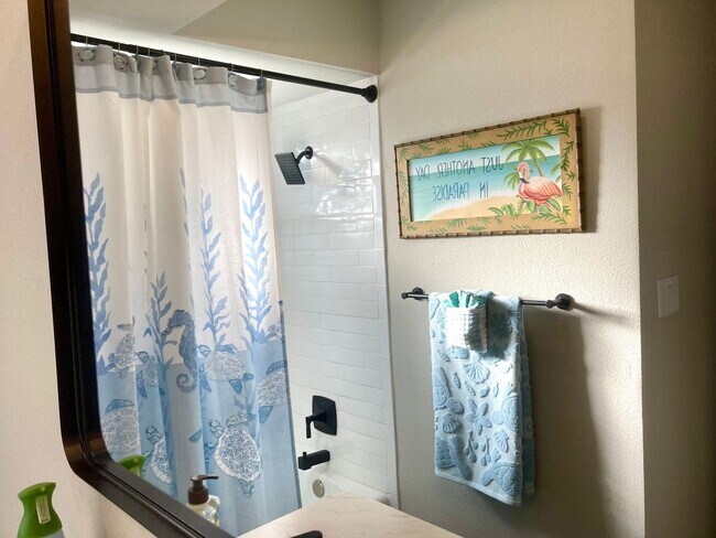 Building Photo - Completely remodeled waterfront condo!