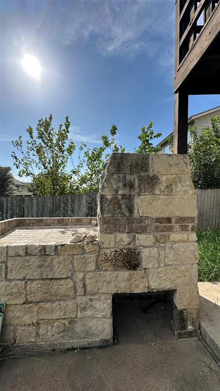 Building Photo - 13105 Lofton Cliff Dr