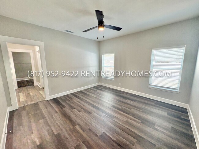 Building Photo - 4431 Clay St