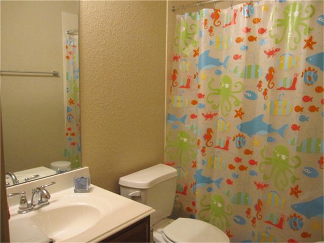 Building Photo - 26423 Longview Creek Dr