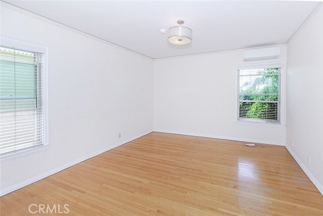 Building Photo - 5966 San Vicente Blvd