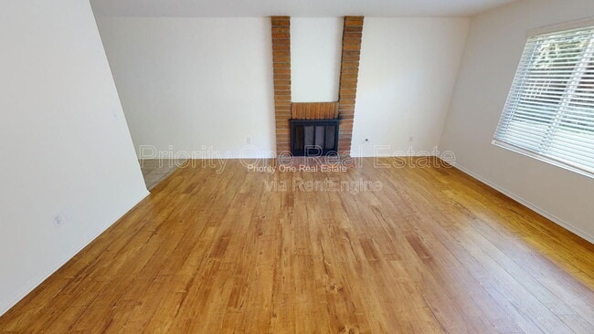 Building Photo - 15358 Andorra Way