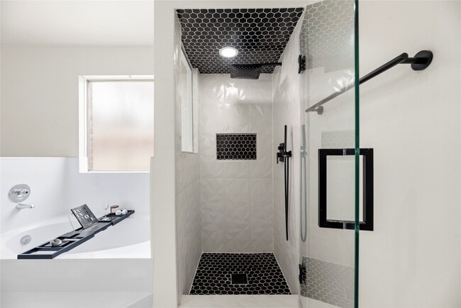 Building Photo - 12131 Ella Lee Ln