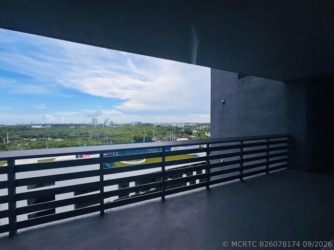 Building Photo - 16385 Biscayne Blvd
