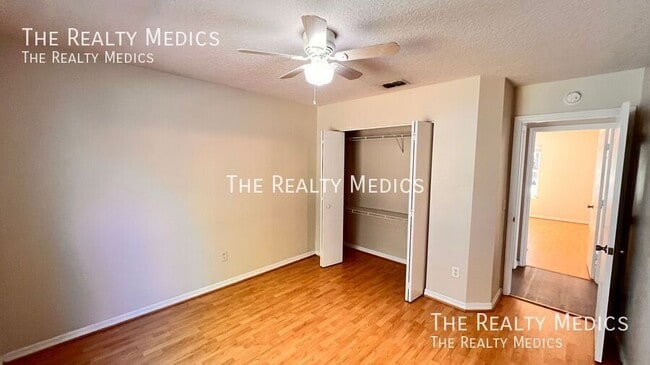 Building Photo - 436 Jennifer Ln