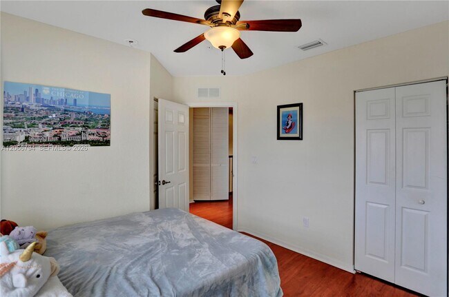 Building Photo - 12600 SW 50th Ct