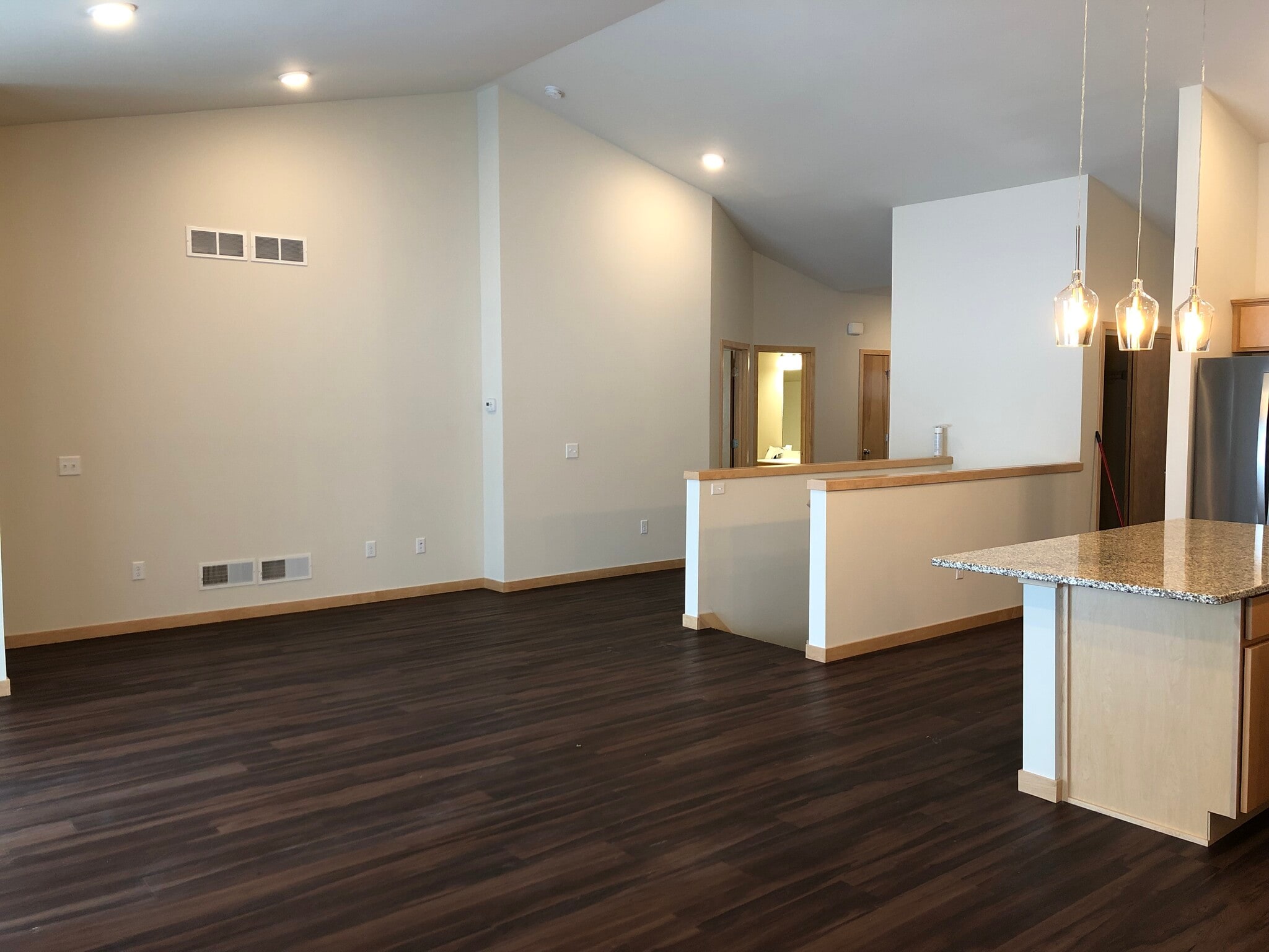 Building Photo - 1902 Tyrol Ter