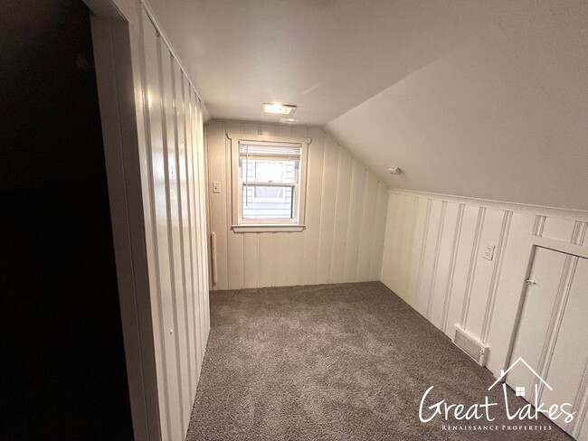 Building Photo - JANUARY SPECIAL: Move in before 1/31/25 an...