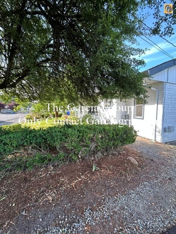 Building Photo - 15318 SE Risley Ct