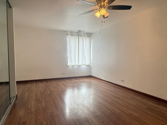 Building Photo - 425 Walnut Creek Rd