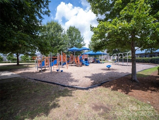 Building Photo - 9547 Glenburn Ln