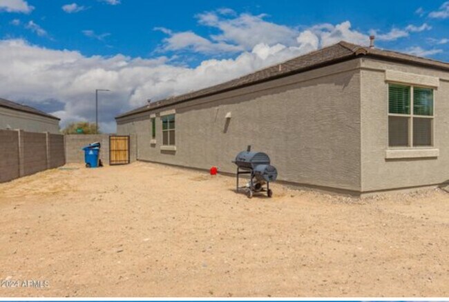 Building Photo - 3331 N 299th Dr