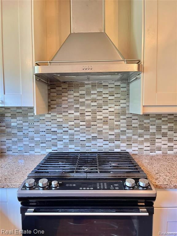 Building Photo - 5255 Folkstone Dr