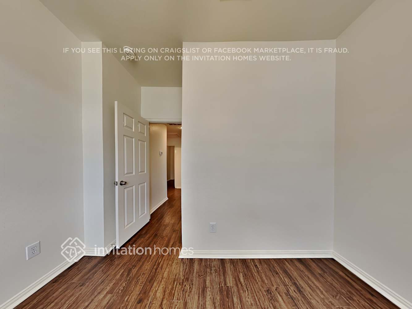 Building Photo - 8010 Munich Dr