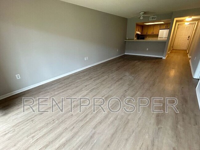 Building Photo - 1069 Ellen Ct