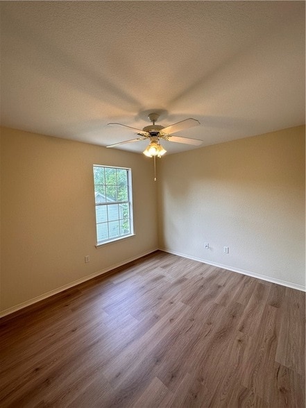 Building Photo - 2226 E Cinnamon Way