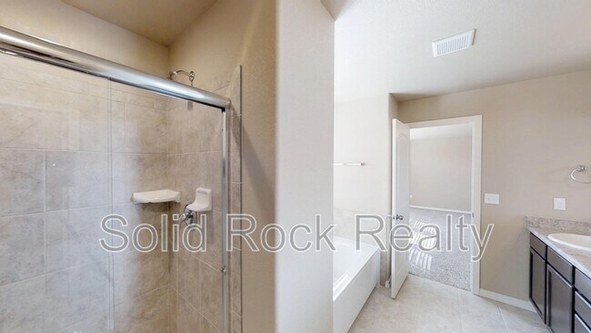 Building Photo - 7618 Cat Tail Creek Dr