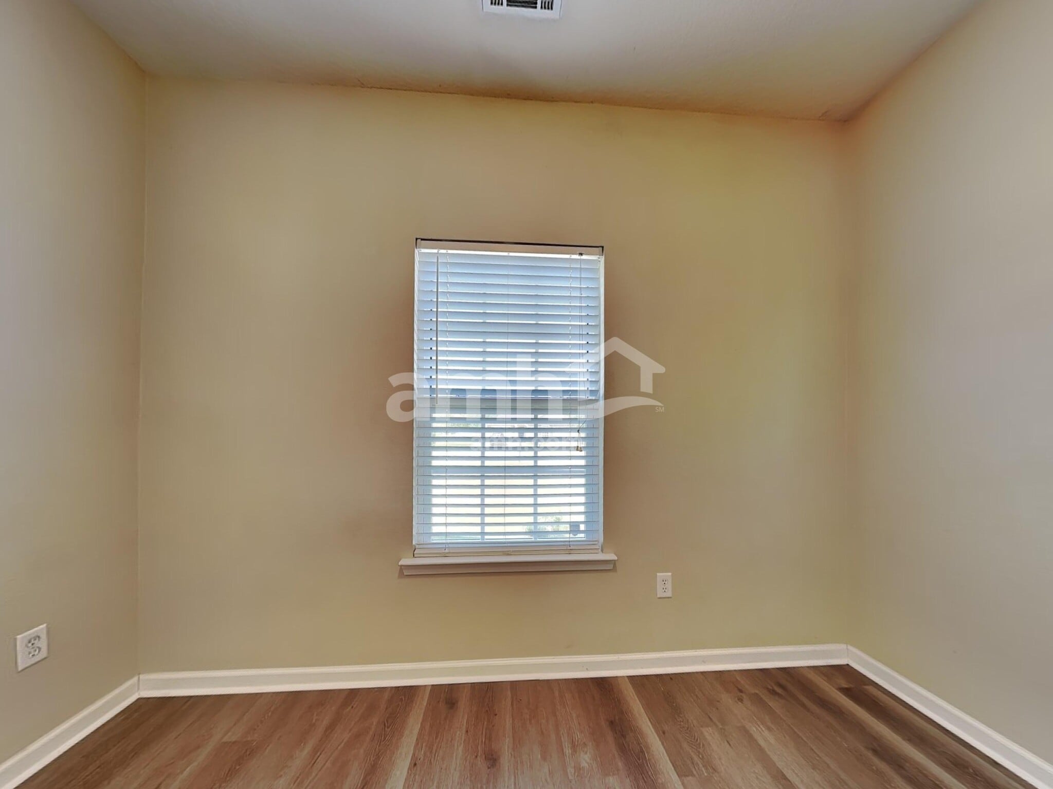Building Photo - 30 Valley Oak Dr