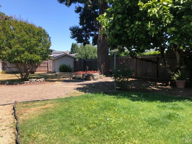 Primary Photo - 3640 Wallace Rd