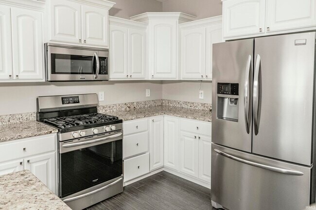 Building Photo - 4442 S Carberry Ct