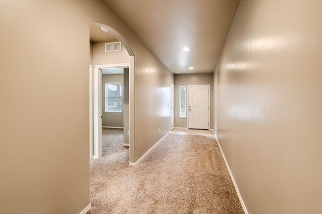 Building Photo - 10268 W Shelborne Dr