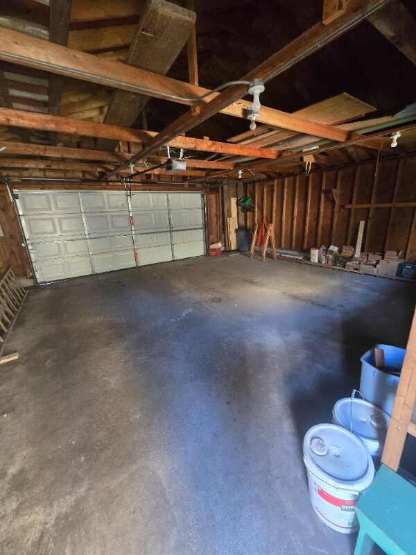 Building Photo - 1718 Lake Ave