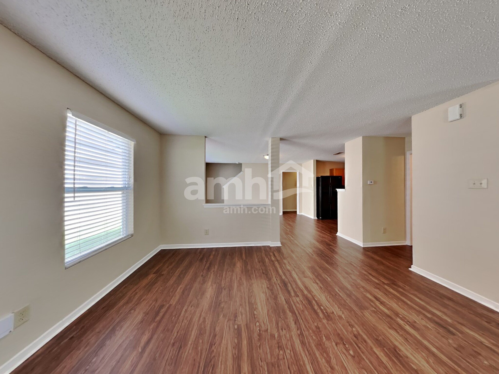Building Photo - 2317 Bridlewood Dr
