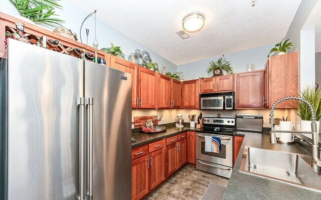 Building Photo - 2241 N Scioto St