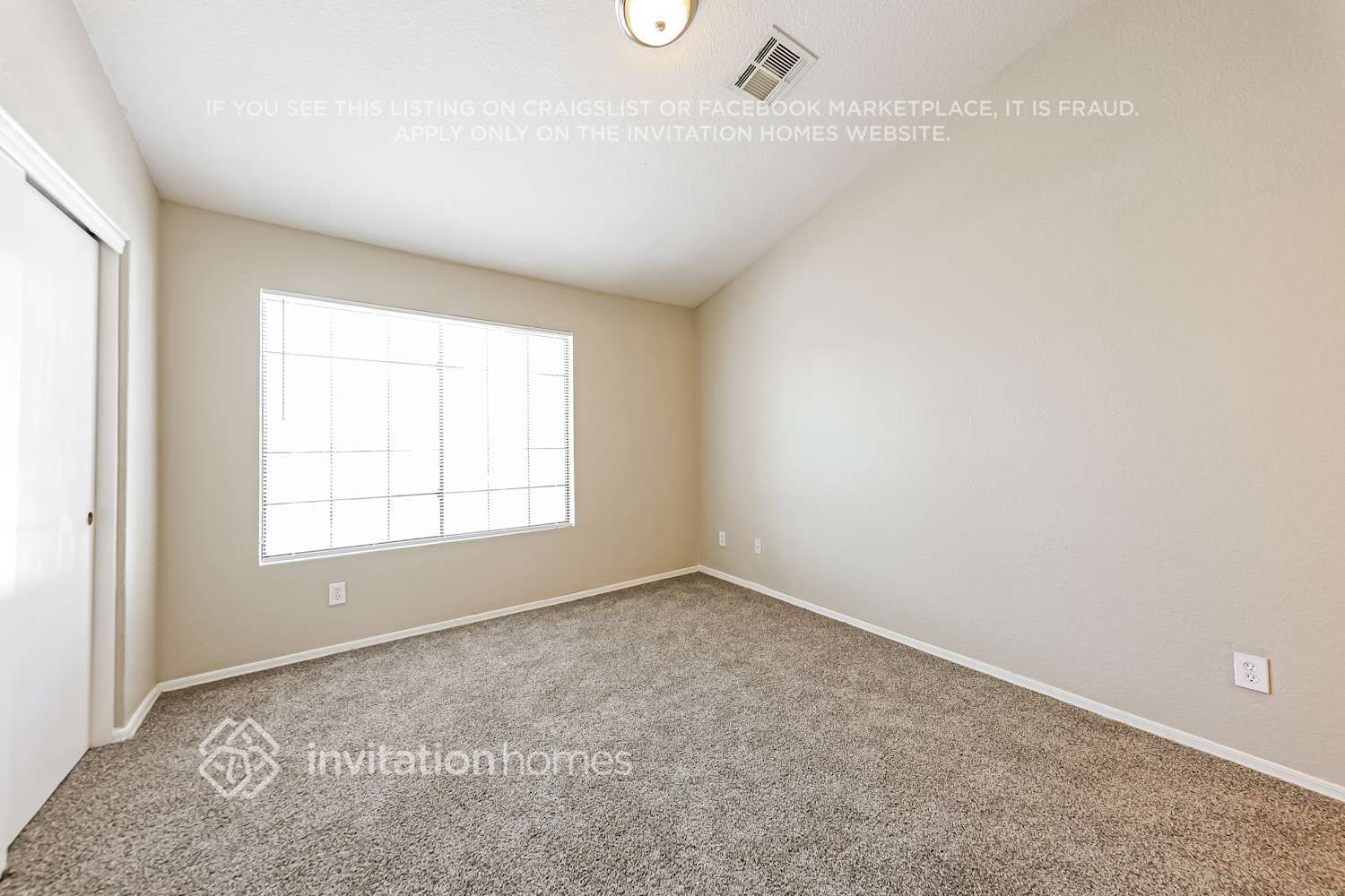 Building Photo - 7801 N 44th Dr